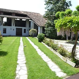 https://casa-mortarino.emilia-romagnahotels.net